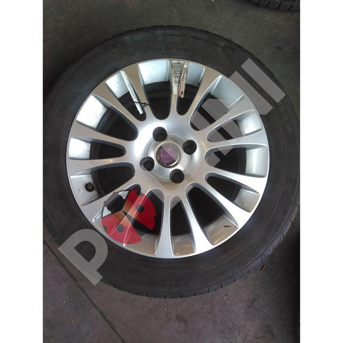 4 cerchi in lega R16 Fiat GRANDE PUNTO (3X) (09>14<)